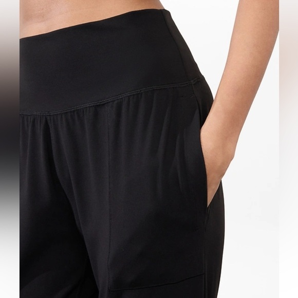 ATHLETA Salutation Jogger in Black Size XL - Picture 6 of 11